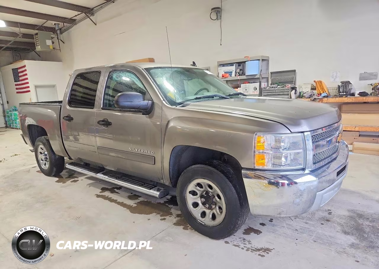 2012 Chevrolet Silverado C1500 Ls VIN:3GCPCREA9CG286748 - 4