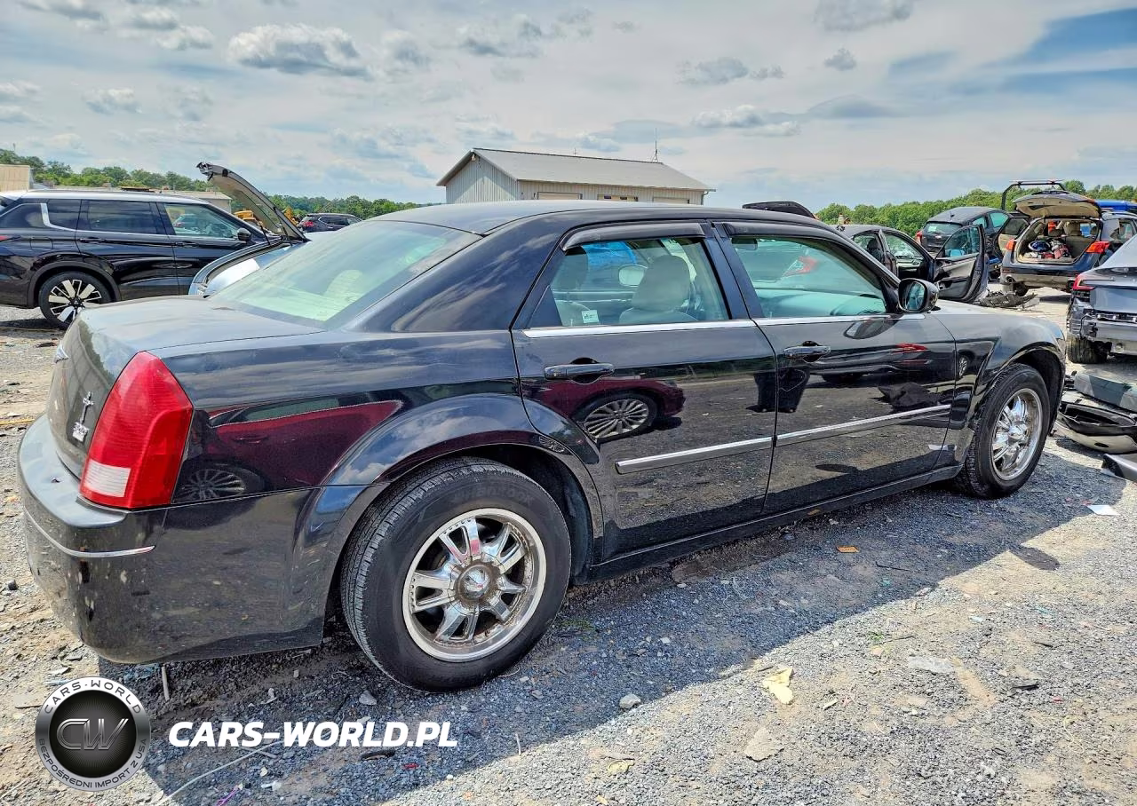 2006 Chrysler 300 Touring VIN:2C3KA53GX6H115631 - 3