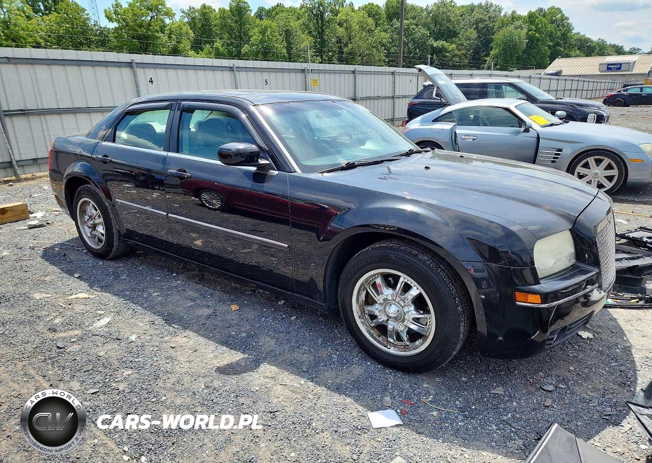 2006 Chrysler 300 Touring VIN:2C3KA53GX6H115631 - 4