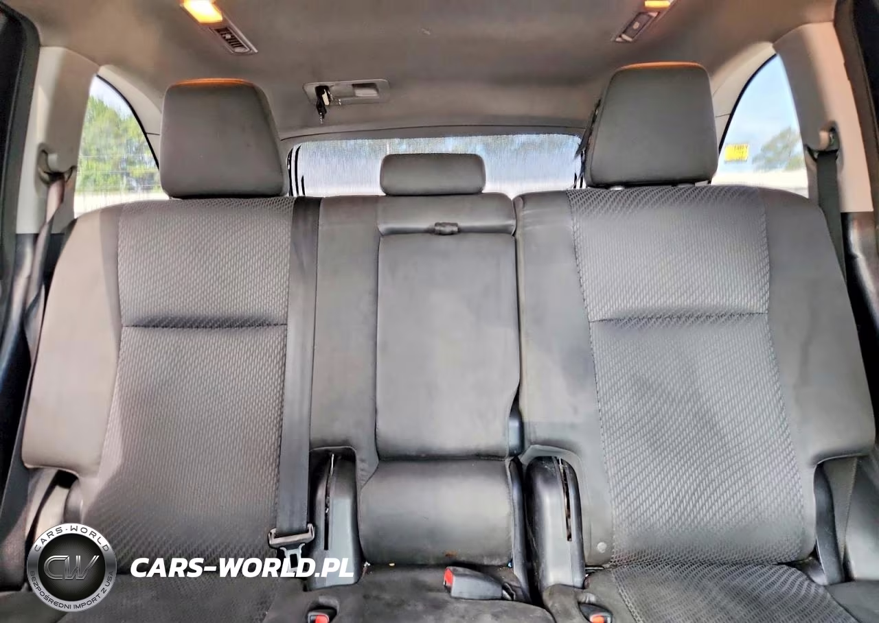 2015 Toyota Highlander Le VIN:5TDZKRFH5FS052989 - 10