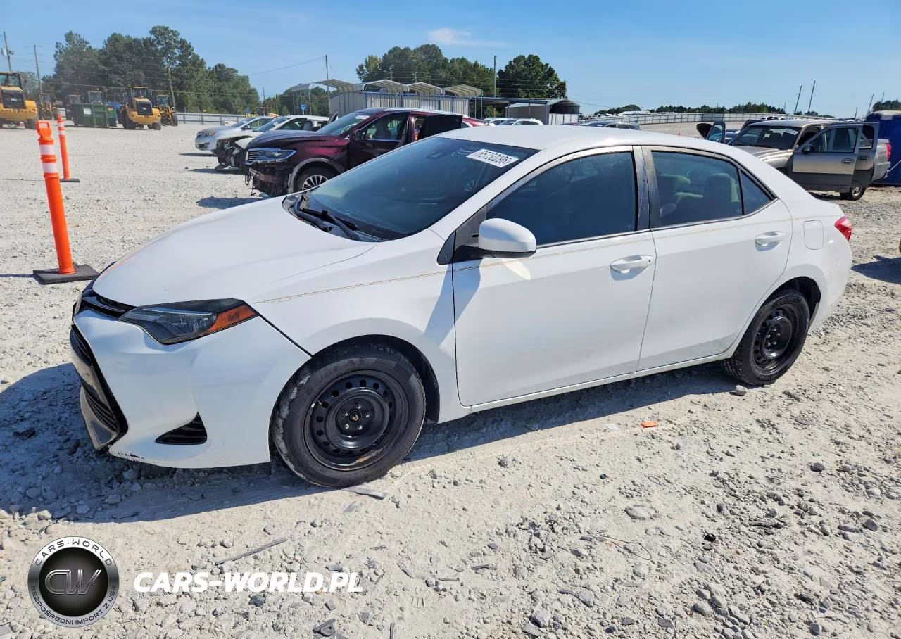2018 Toyota Corolla Le – zdjęcie 1 z 12