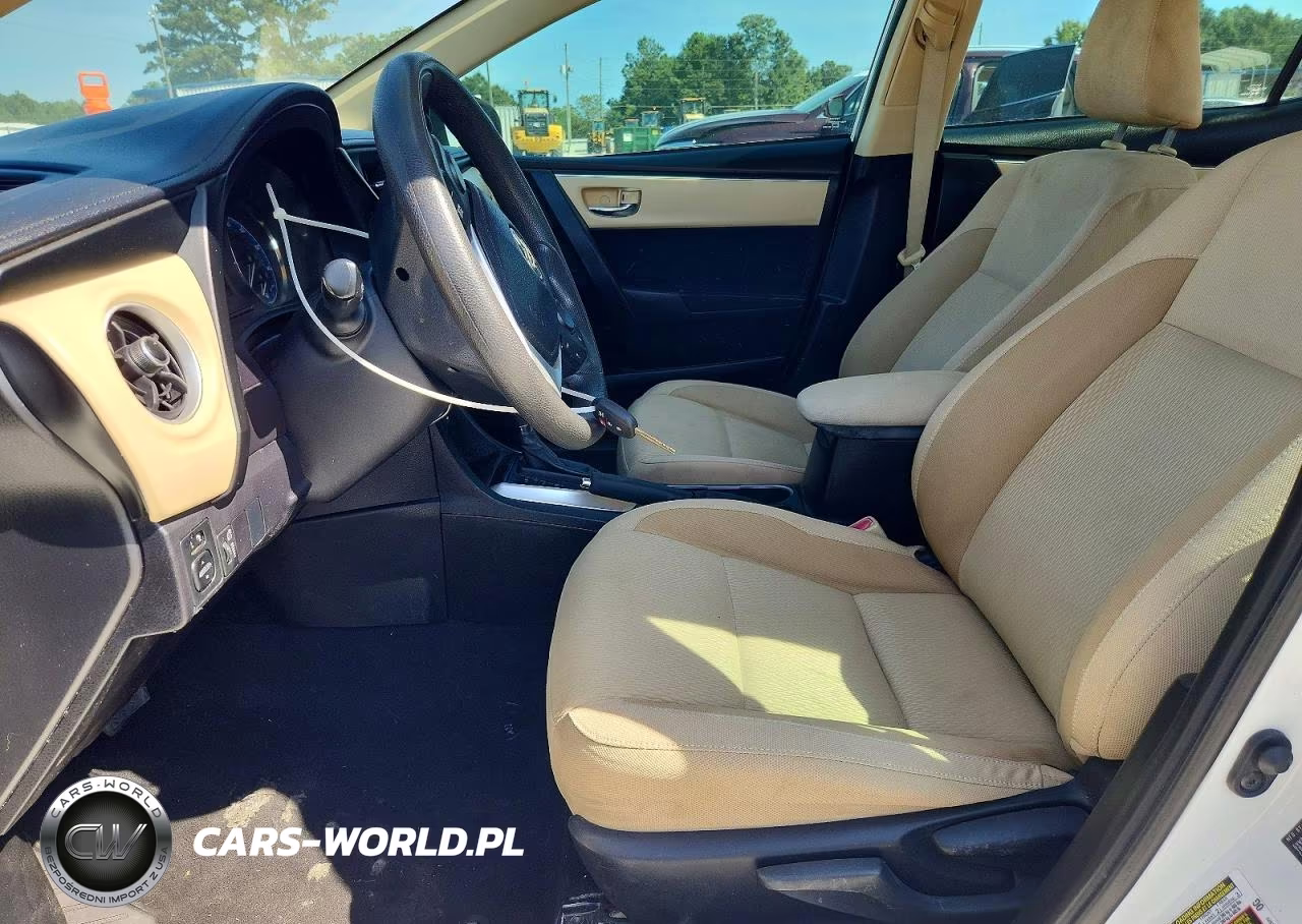 2018 Toyota Corolla Le VIN:5YFBURHE0JP847187 - 7