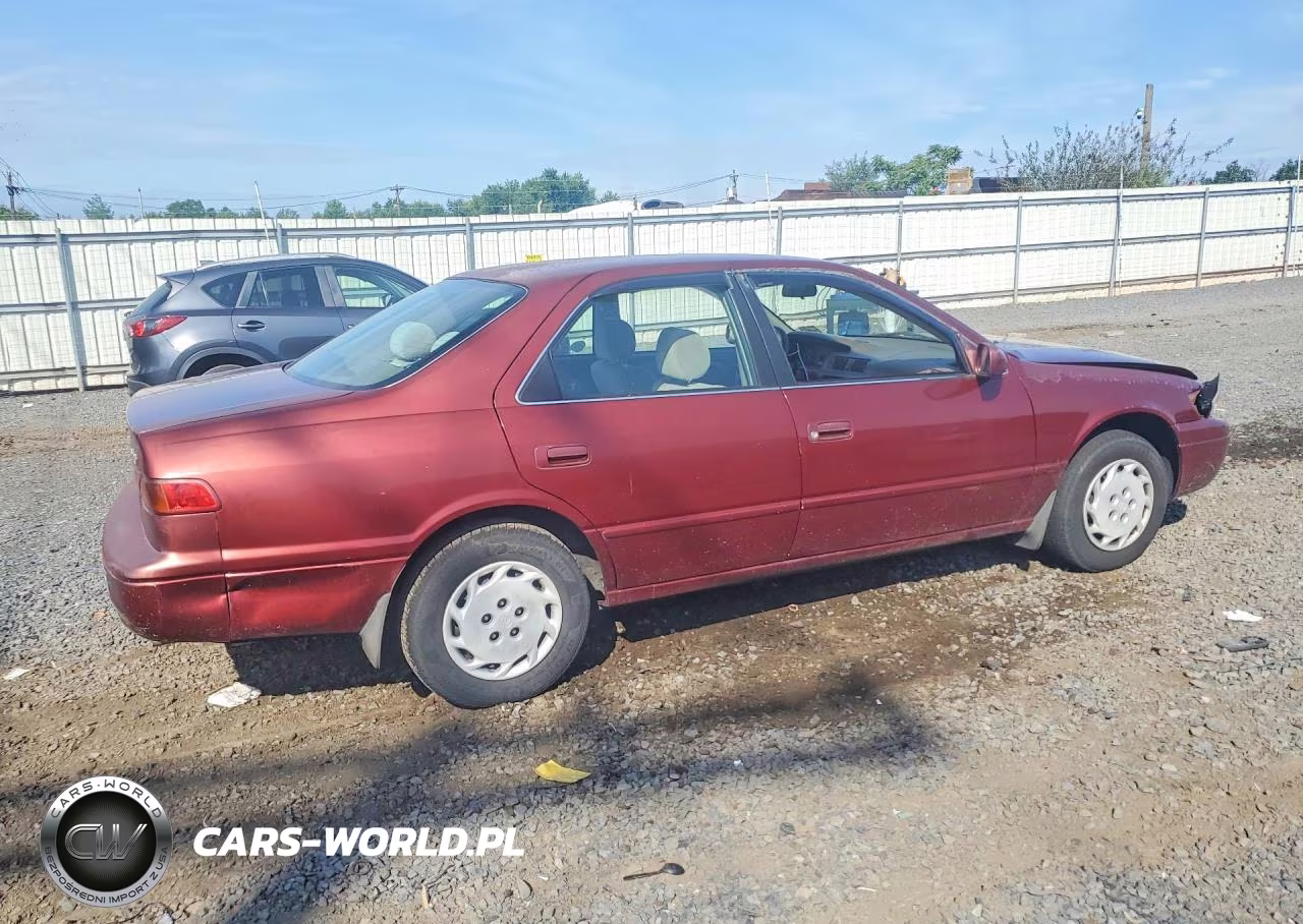 1999 Toyota Camry Le VIN:4T1BG22K0XU461843 - 3