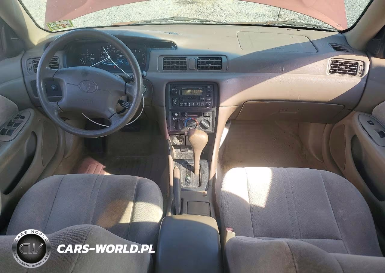 1999 Toyota Camry Le VIN:4T1BG22K0XU461843 - 8