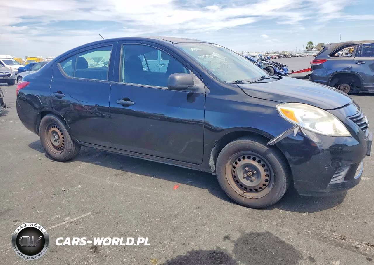 2012 Nissan Versa 1.6 S VIN:3N1CN7AP8CL810991 - 4