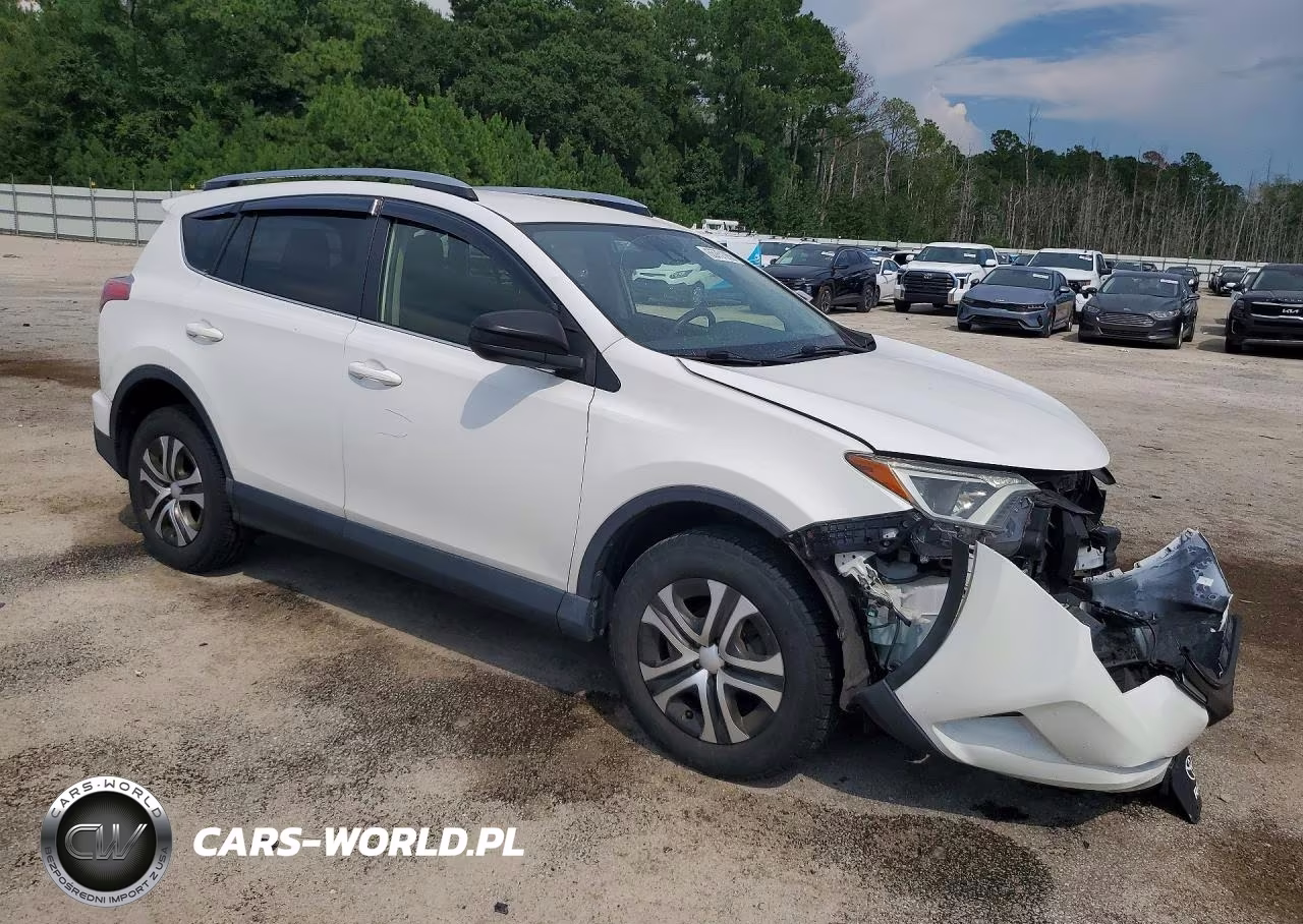 2017 Toyota Rav4 Le VIN:JTMBFREV0HJ137607 - 4