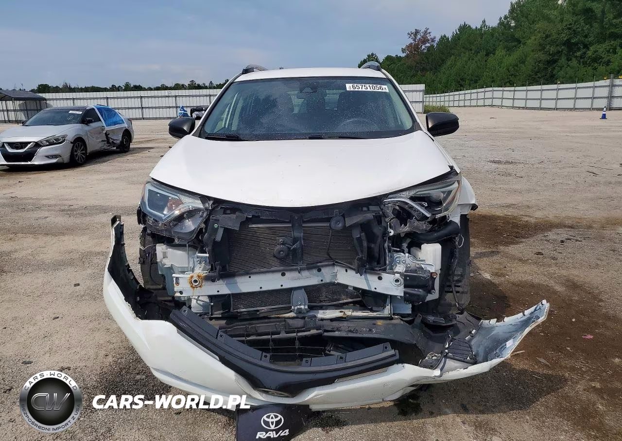 2017 Toyota Rav4 Le VIN:JTMBFREV0HJ137607 - 5