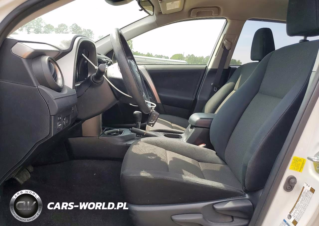 2017 Toyota Rav4 Le VIN:JTMBFREV0HJ137607 - 7