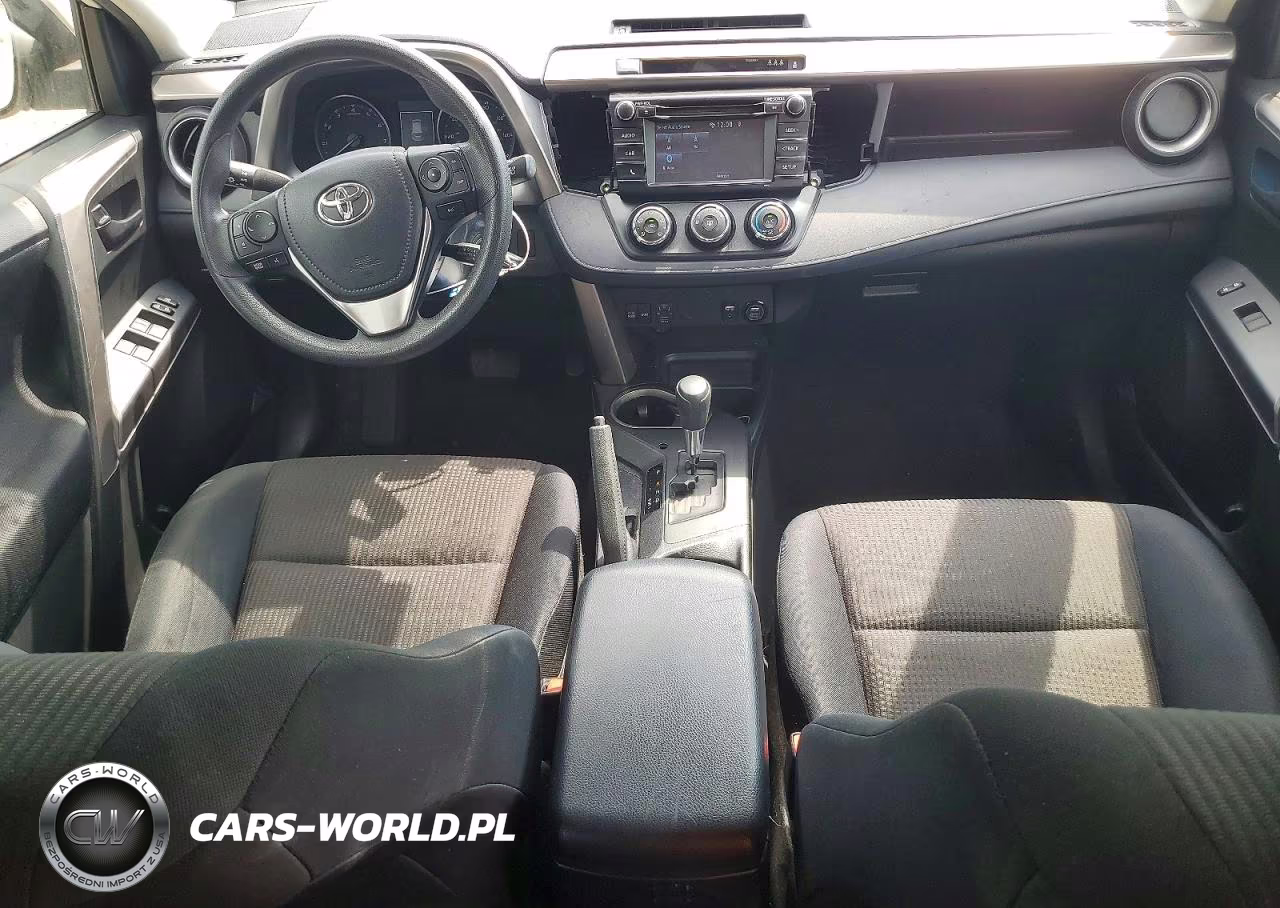 2017 Toyota Rav4 Le VIN:JTMBFREV0HJ137607 - 8
