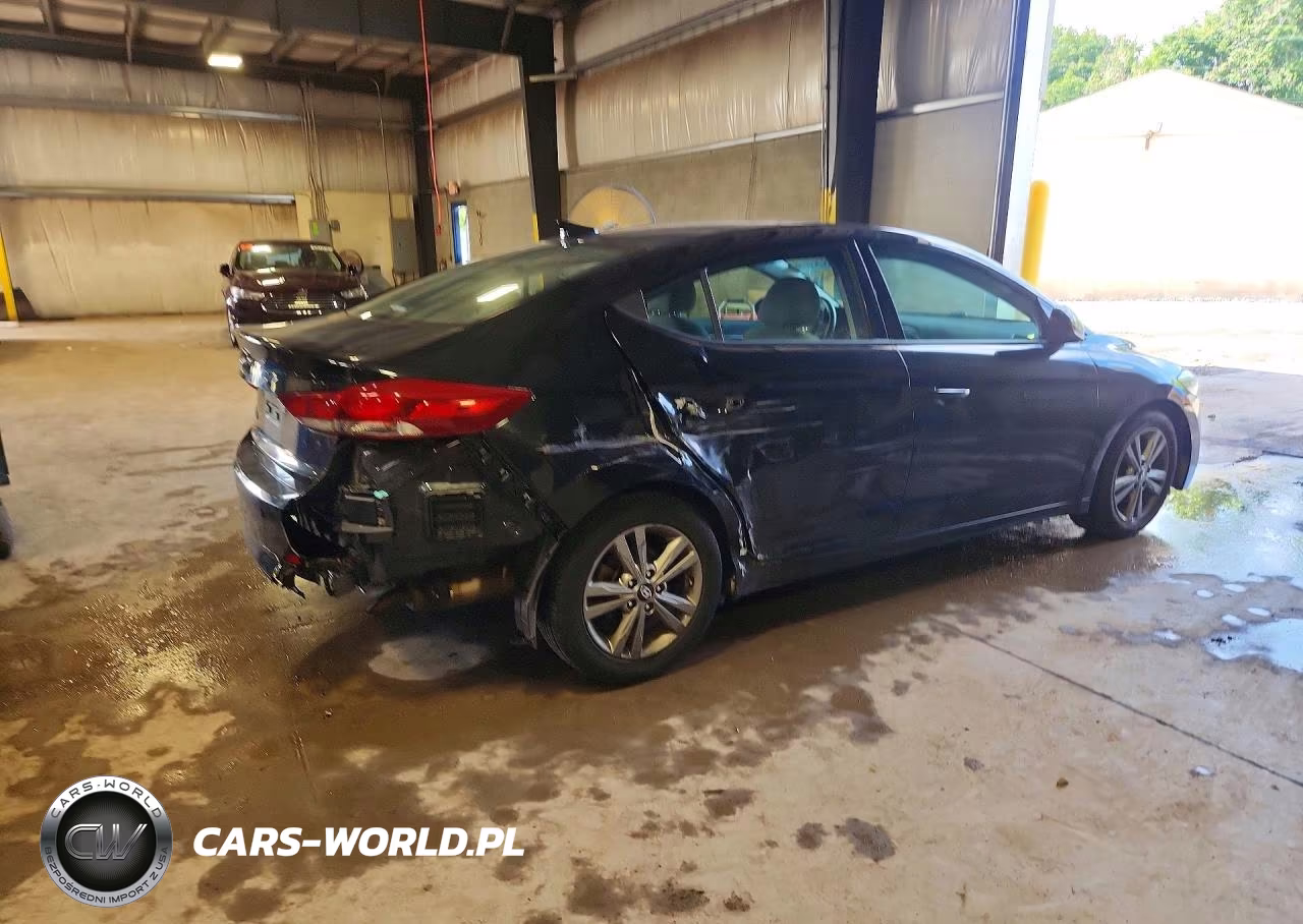 2018 Hyundai Elantra Sel VIN:5NPD84LF9JH328782 - 3