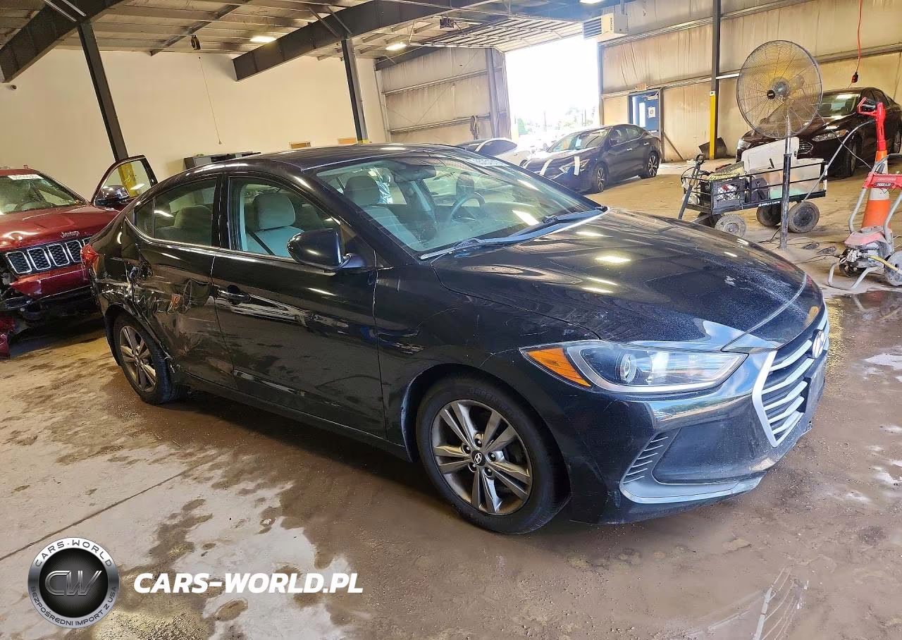 2018 Hyundai Elantra Sel VIN:5NPD84LF9JH328782 - 4
