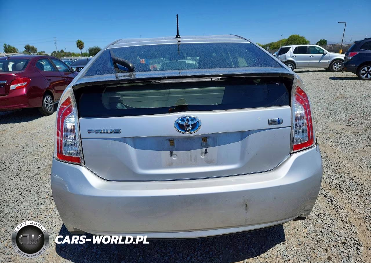 2012 Toyota Prius Two VIN:JTDKN3DU7C1587806 - 6