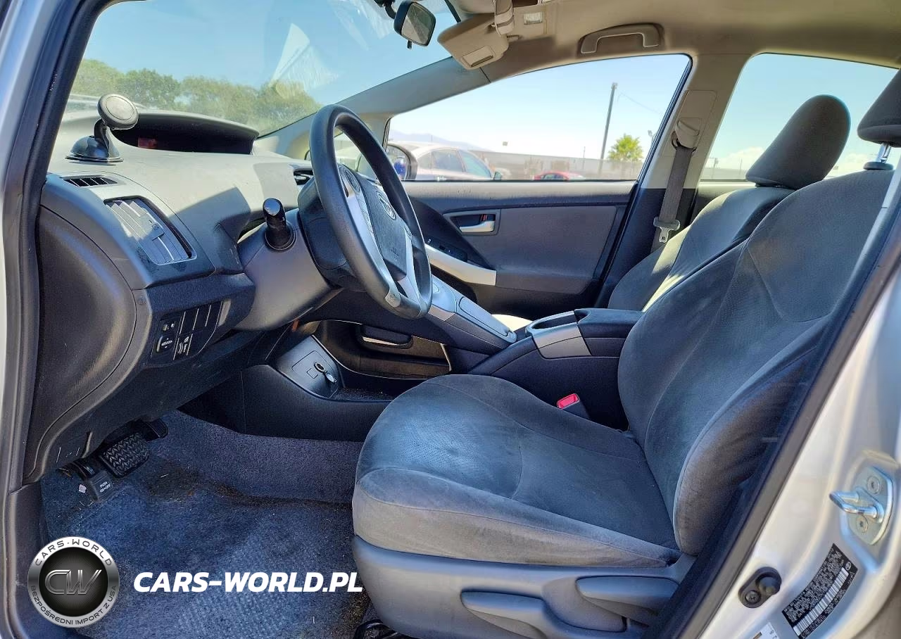 2012 Toyota Prius Two VIN:JTDKN3DU7C1587806 - 7
