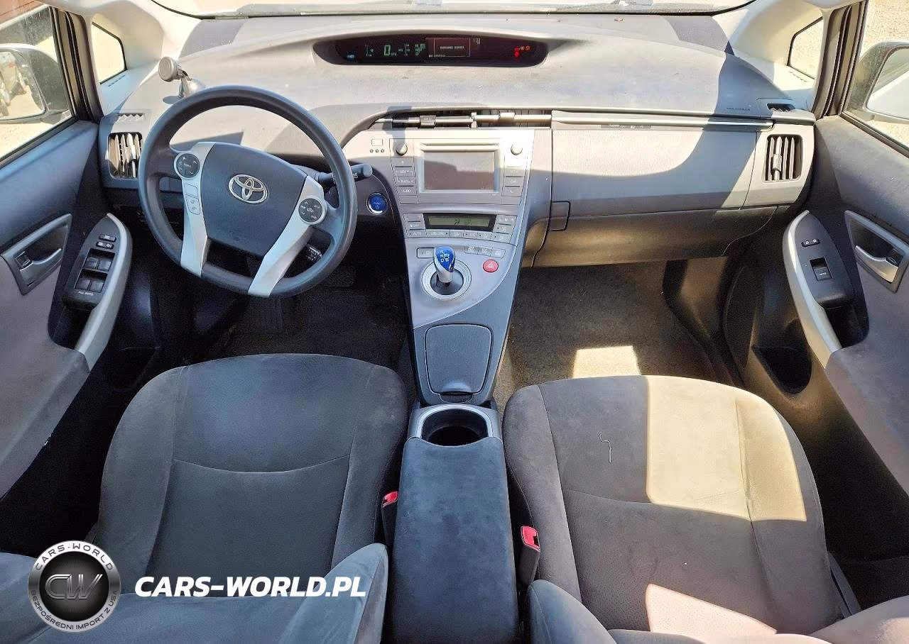 2012 Toyota Prius Two VIN:JTDKN3DU7C1587806 - 8