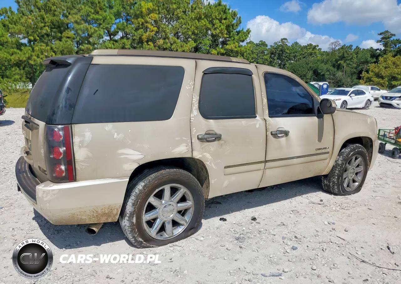 2011 GMC Yukon Denali VIN:1GKS1EEF5BR122713 - 3
