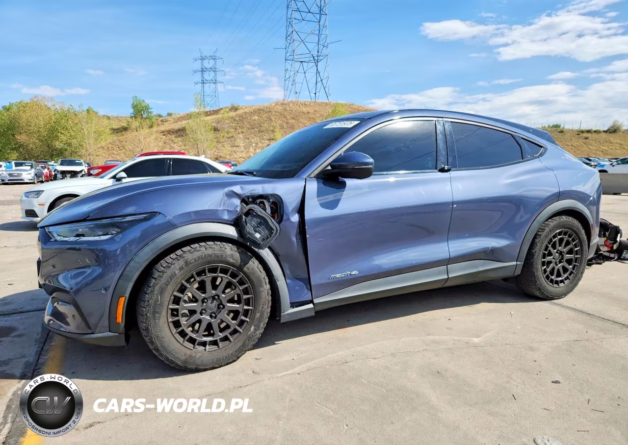 2021 Ford Mustang Mach-E Select
