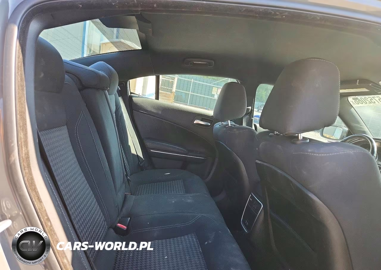 2019 Dodge Charger Sxt VIN:2C3CDXJG9KH555358 - 10