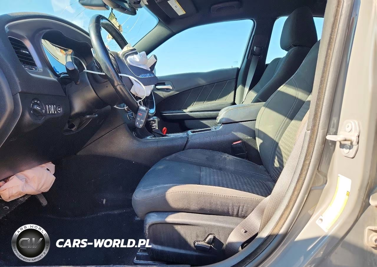 2019 Dodge Charger Sxt VIN:2C3CDXJG9KH555358 - 7