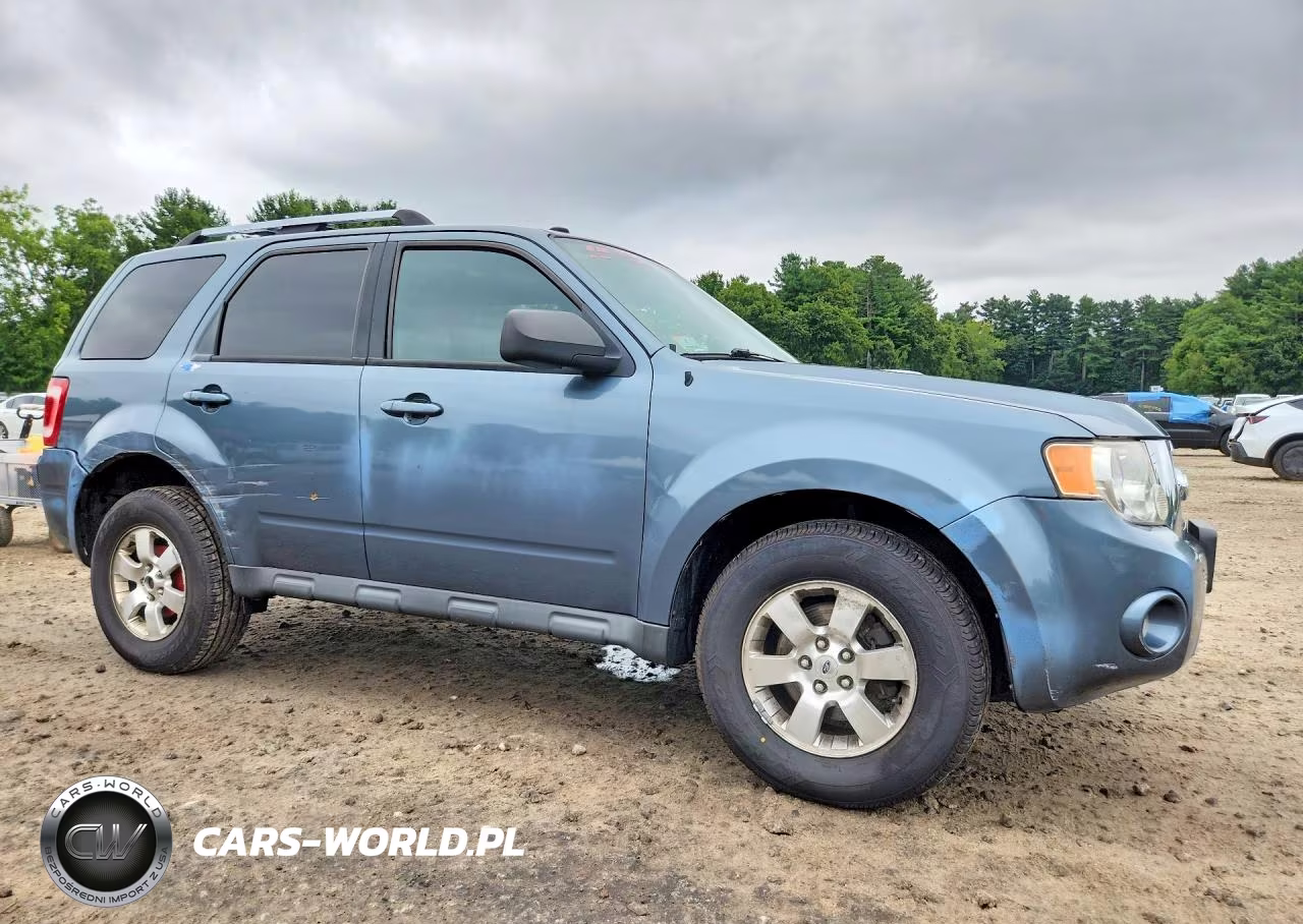 2010 Ford Escape Limited VIN:1FMCU9EG8AKD15674 - 4
