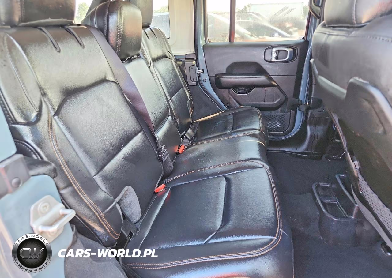 2026 Jeep Wrangler Sahara VIN:1C4PJXEG6TW191015 - 10