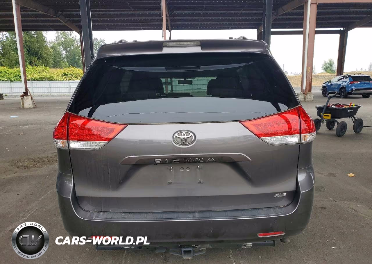 2011 Toyota Sienna Xle 8-Passenger VIN:5TDYK3DC6BS161701 - 6
