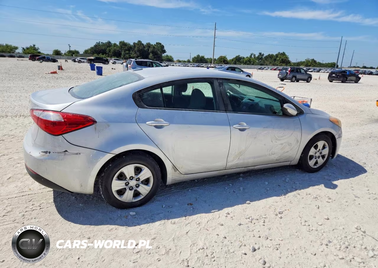 2016 Kia Forte Lx VIN:KNAFK4A60G5610571 - 3