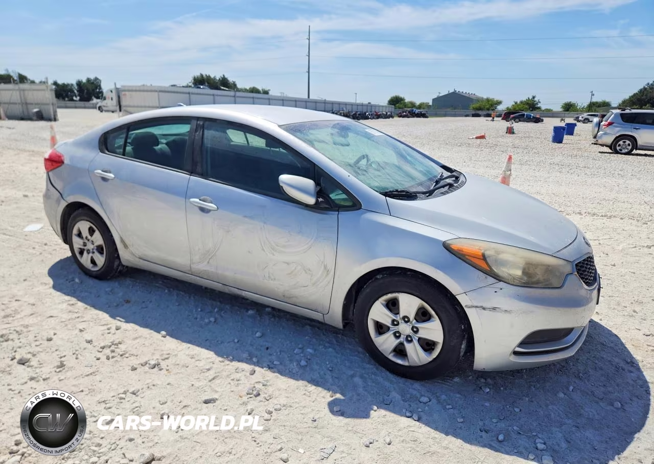 2016 Kia Forte Lx VIN:KNAFK4A60G5610571 - 4