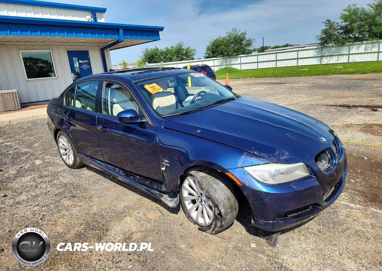 2011 BMW 328 Xi VIN:WBAPK7G50BNN78766 - 4