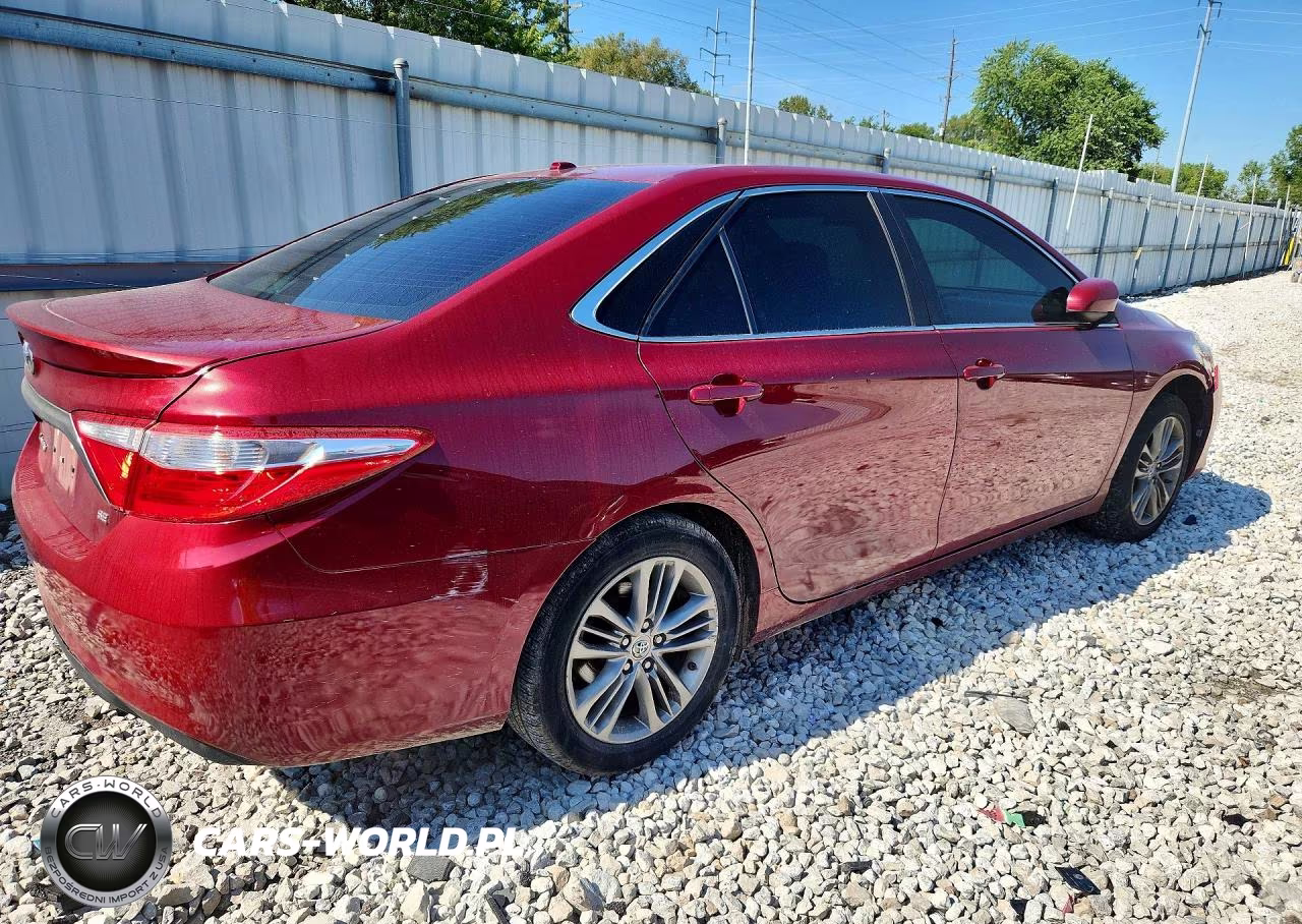 2015 Toyota Camry Se VIN:4T1BF1FK2FU891881 - 3
