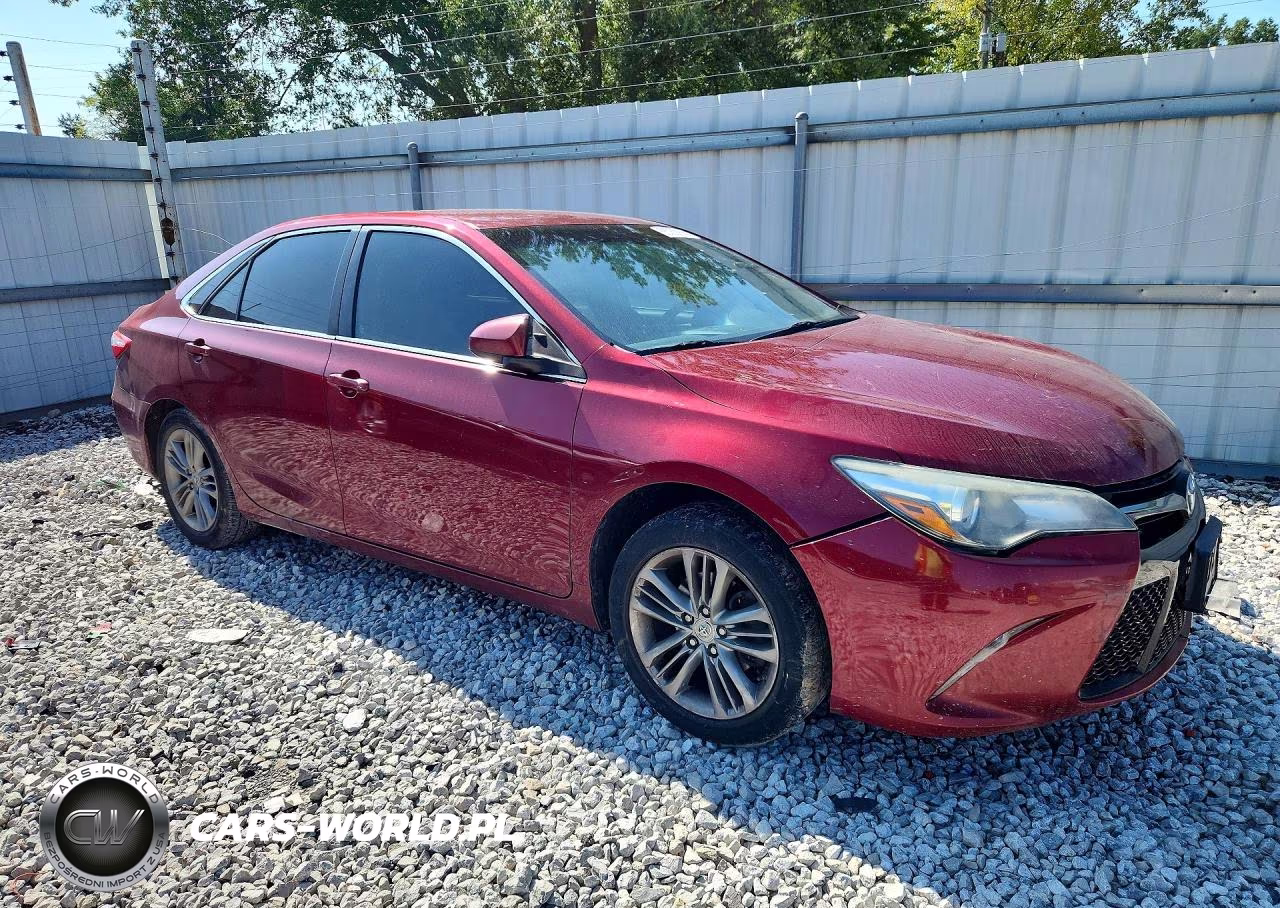 2015 Toyota Camry Se VIN:4T1BF1FK2FU891881 - 4