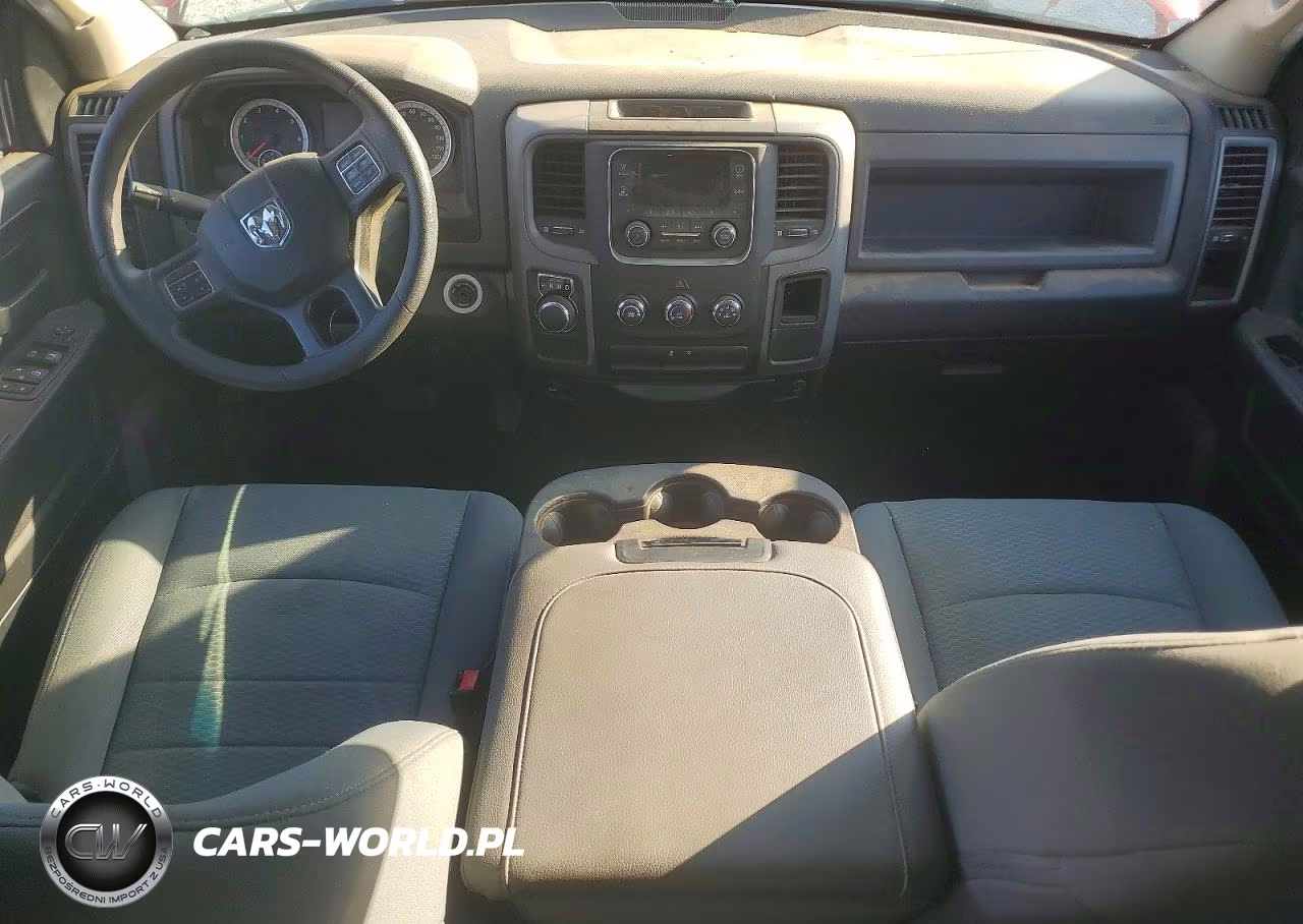 2019 Ram 1500 Classic Tradesman VIN:1C6RR6FG5KS727461 - 8