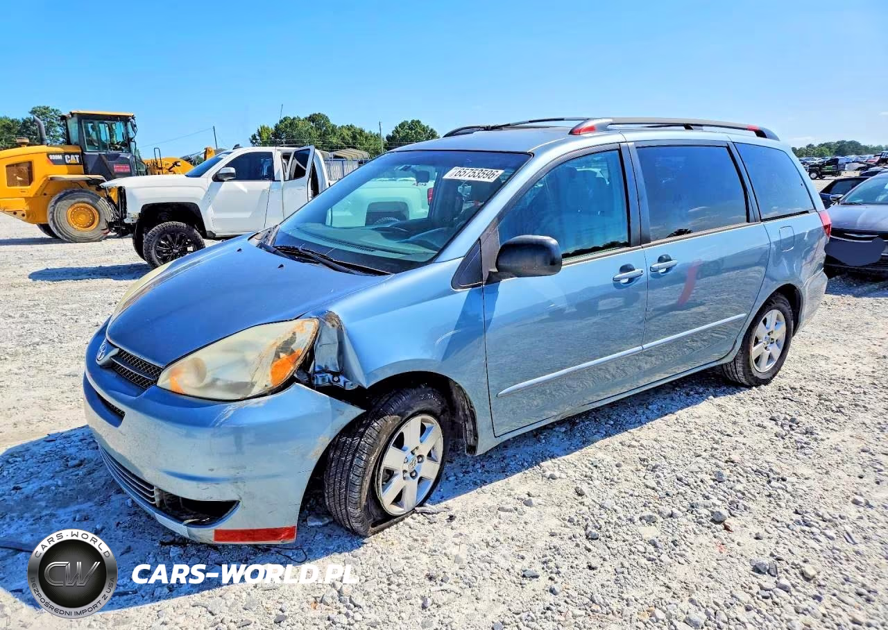 2005 Toyota Sienna Le 8 Passenger