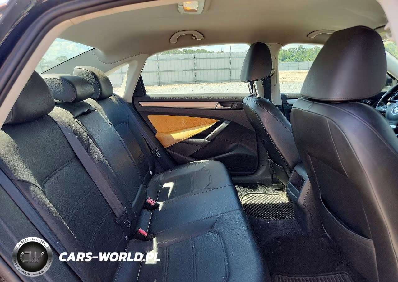 2014 Volkswagen Passat S VIN:1VWAT7A31EC026333 - 10