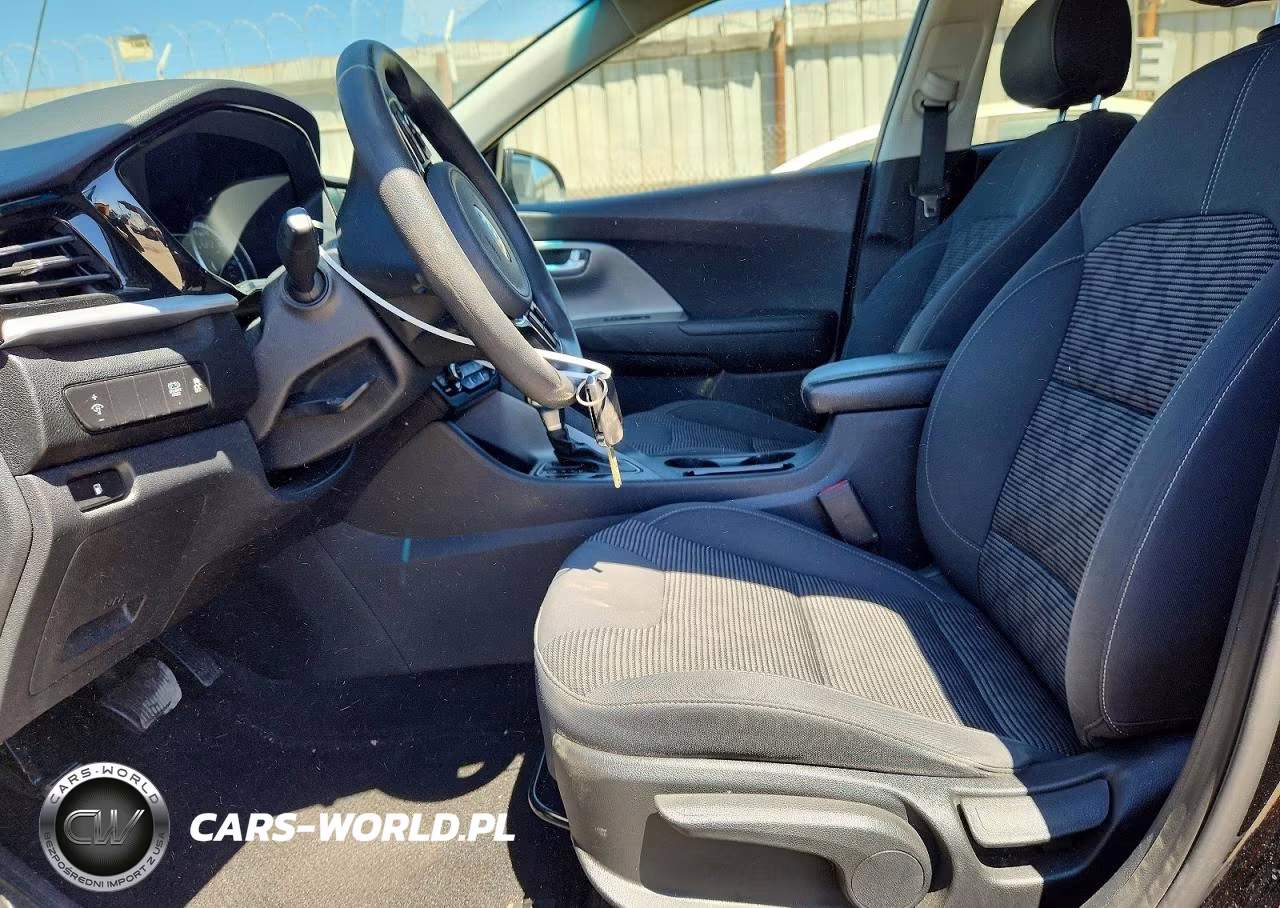 2020 Kia Niro Lx VIN:KNDCB3LC6L5426765 - 7