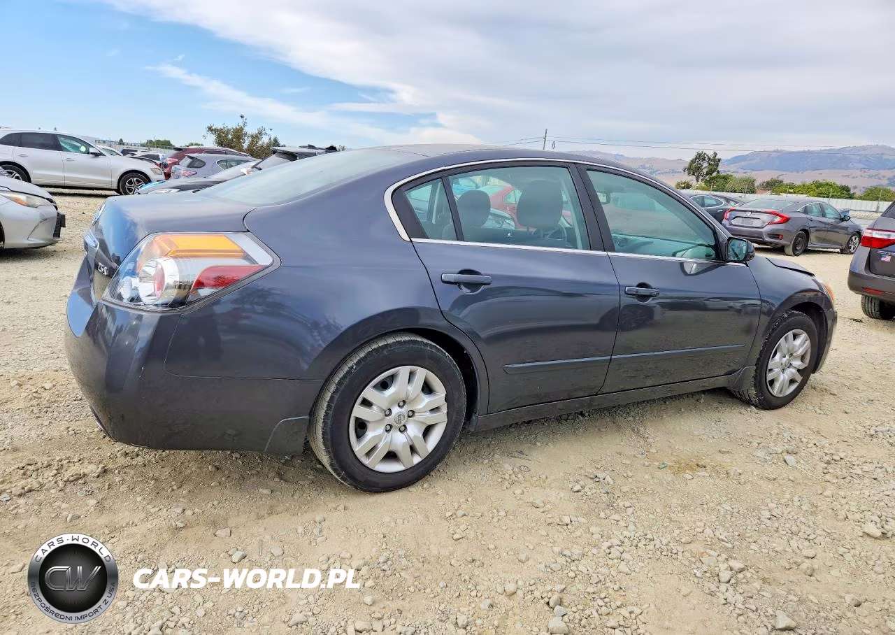 2012 Nissan Altima 2.5 VIN:1N4AL2APXCN438136 - 3