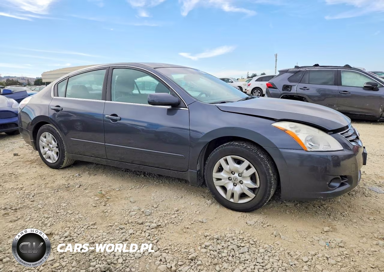 2012 Nissan Altima 2.5 VIN:1N4AL2APXCN438136 - 4