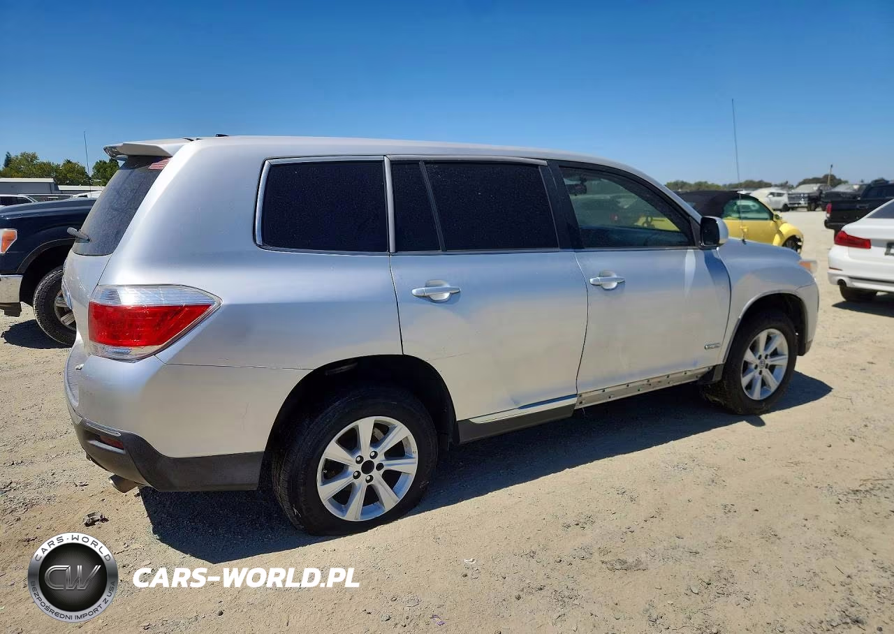 2011 Toyota Highlander Base VIN:5TDZA3EH3BS010476 - 3