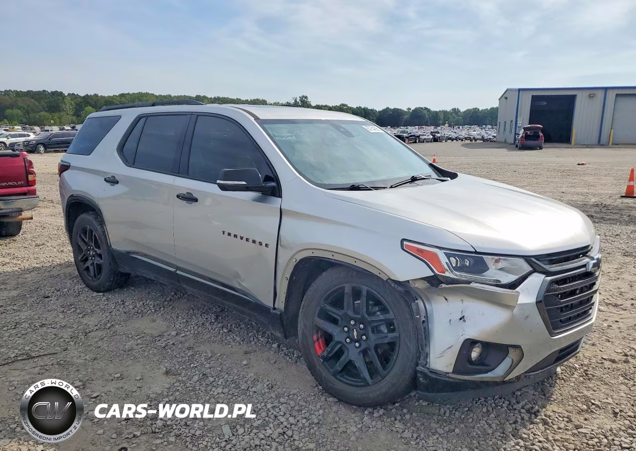 2019 Chevrolet Traverse Premier VIN:1GNERKKW3KJ106813 - 4
