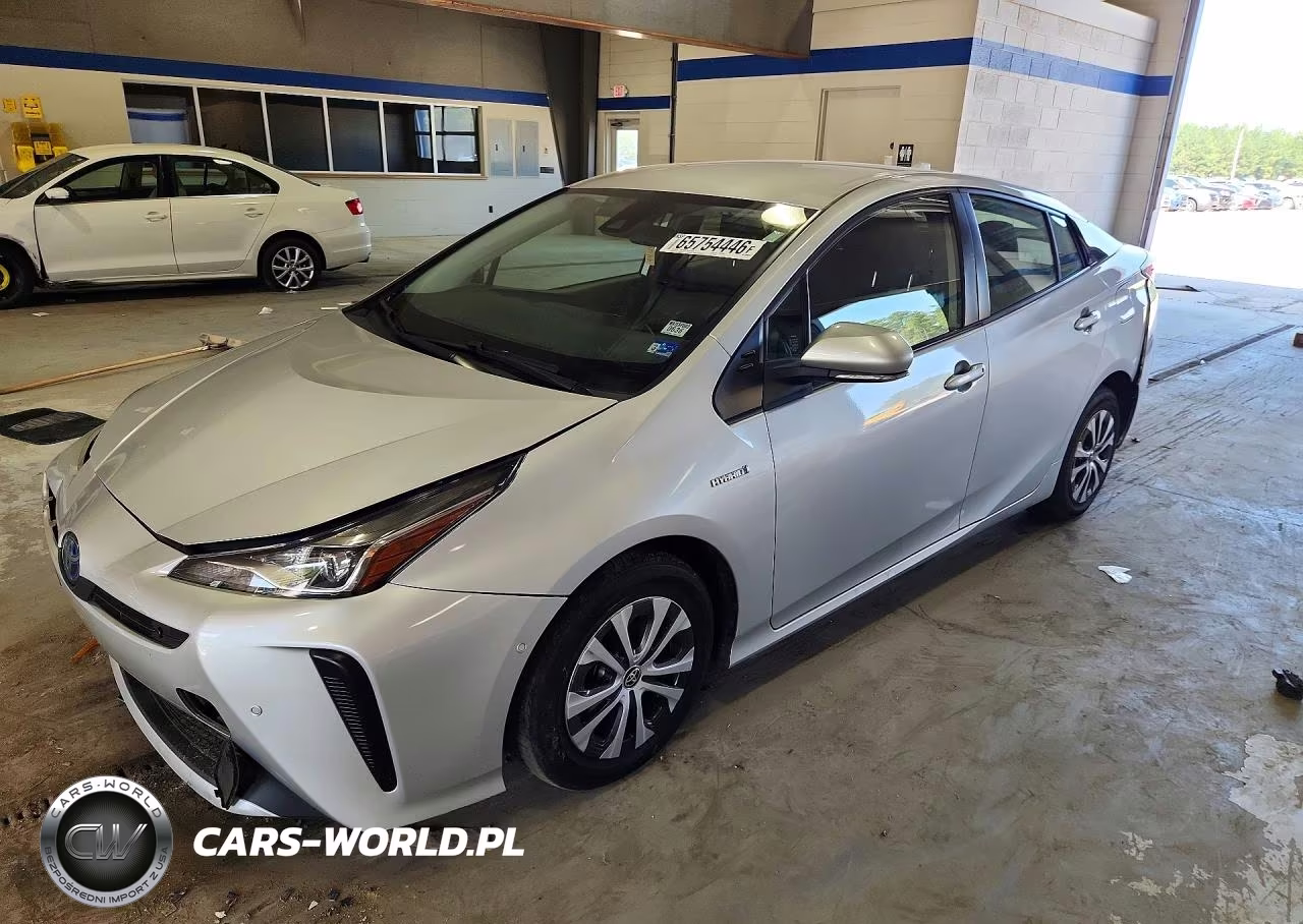 2021 Toyota Prius Le VIN:JTDKAMFU9M3147350 - 1