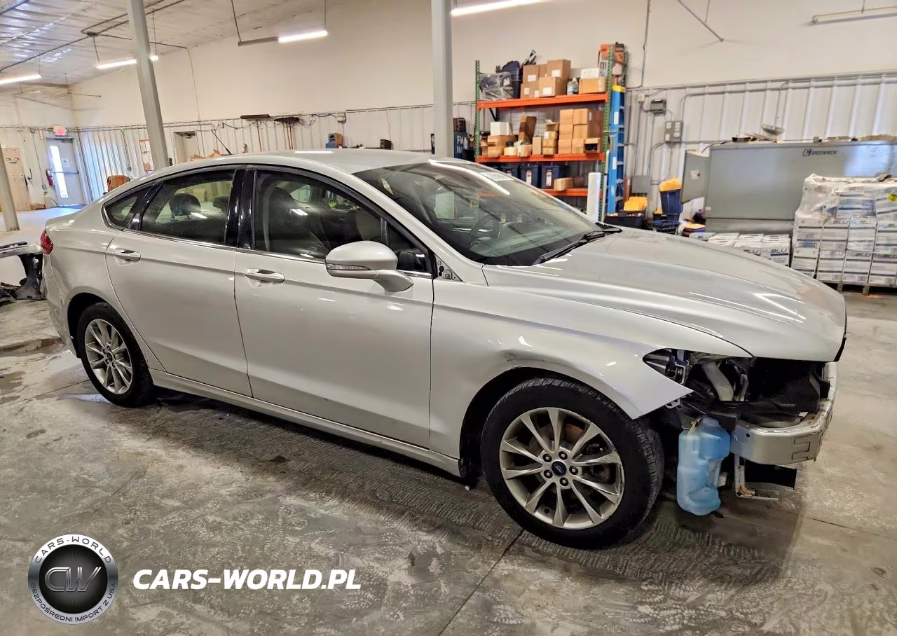 2017 Ford Fusion Se VIN:3FA6P0H71HR383228 - 4