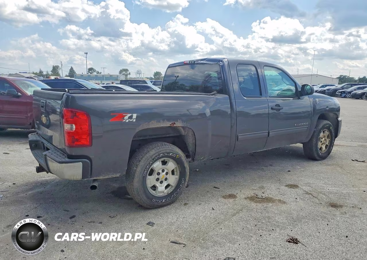 2011 Chevrolet Silverado K1500 Lt VIN:1GCRKSE35BZ441394 - 3