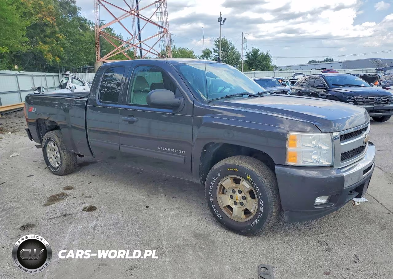 2011 Chevrolet Silverado K1500 Lt VIN:1GCRKSE35BZ441394 - 4