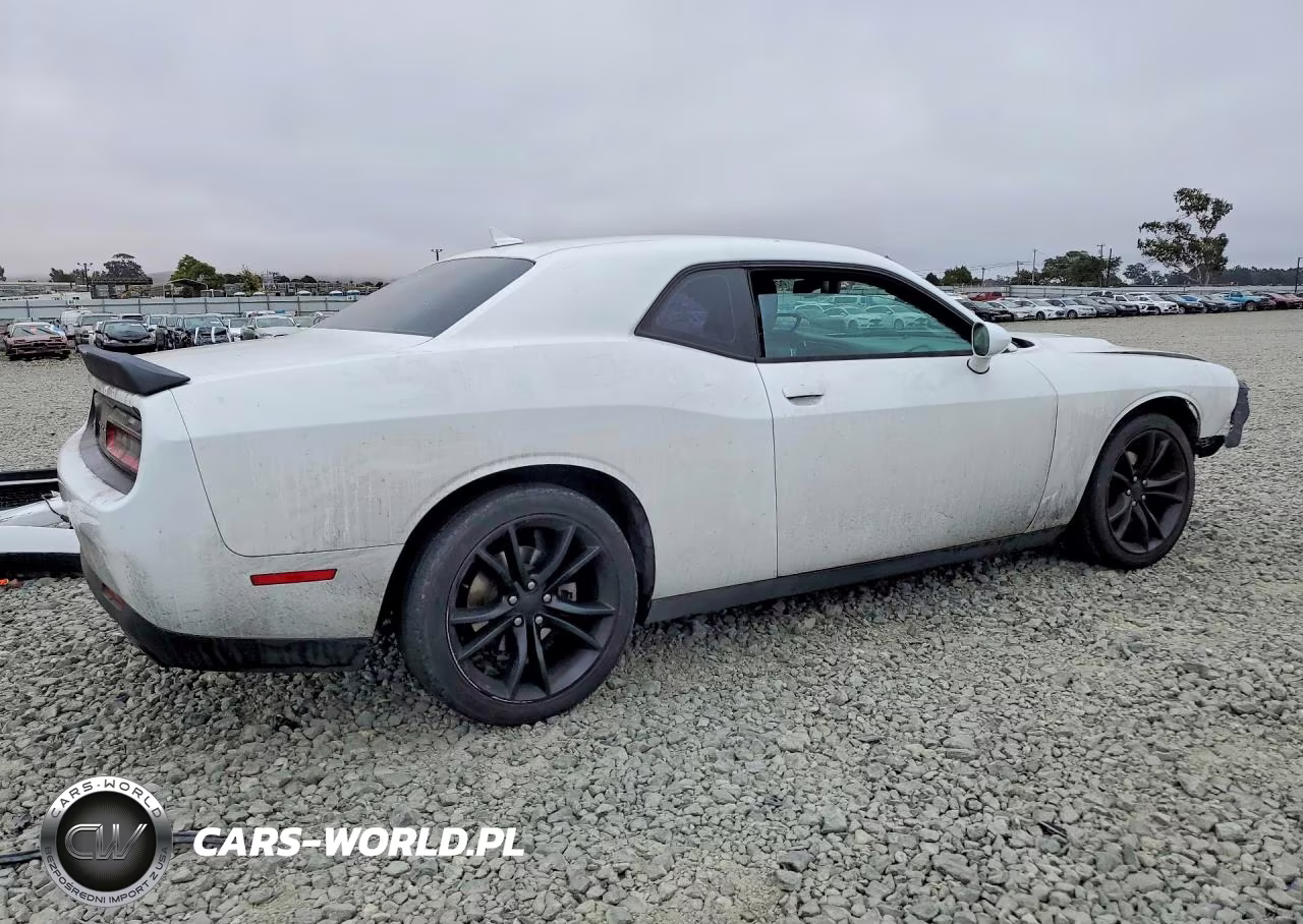 2016 Dodge Challenger Sxt VIN:2C3CDZAG8GH236701 - 3