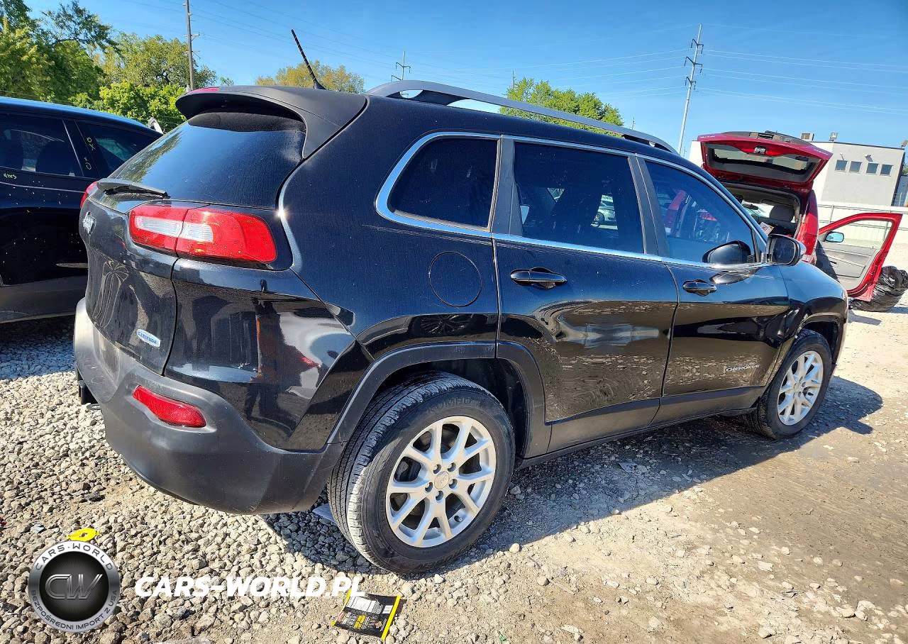 2014 Jeep Cherokee Latitude VIN:1C4PJLCS9EW221997 - 3
