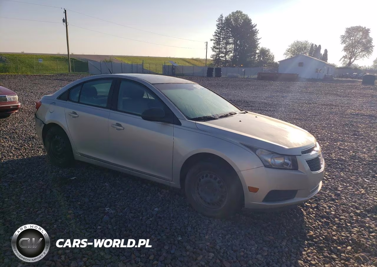 2013 Chevrolet Cruze Ls VIN:1G1PA5SH8D7209374 - 4