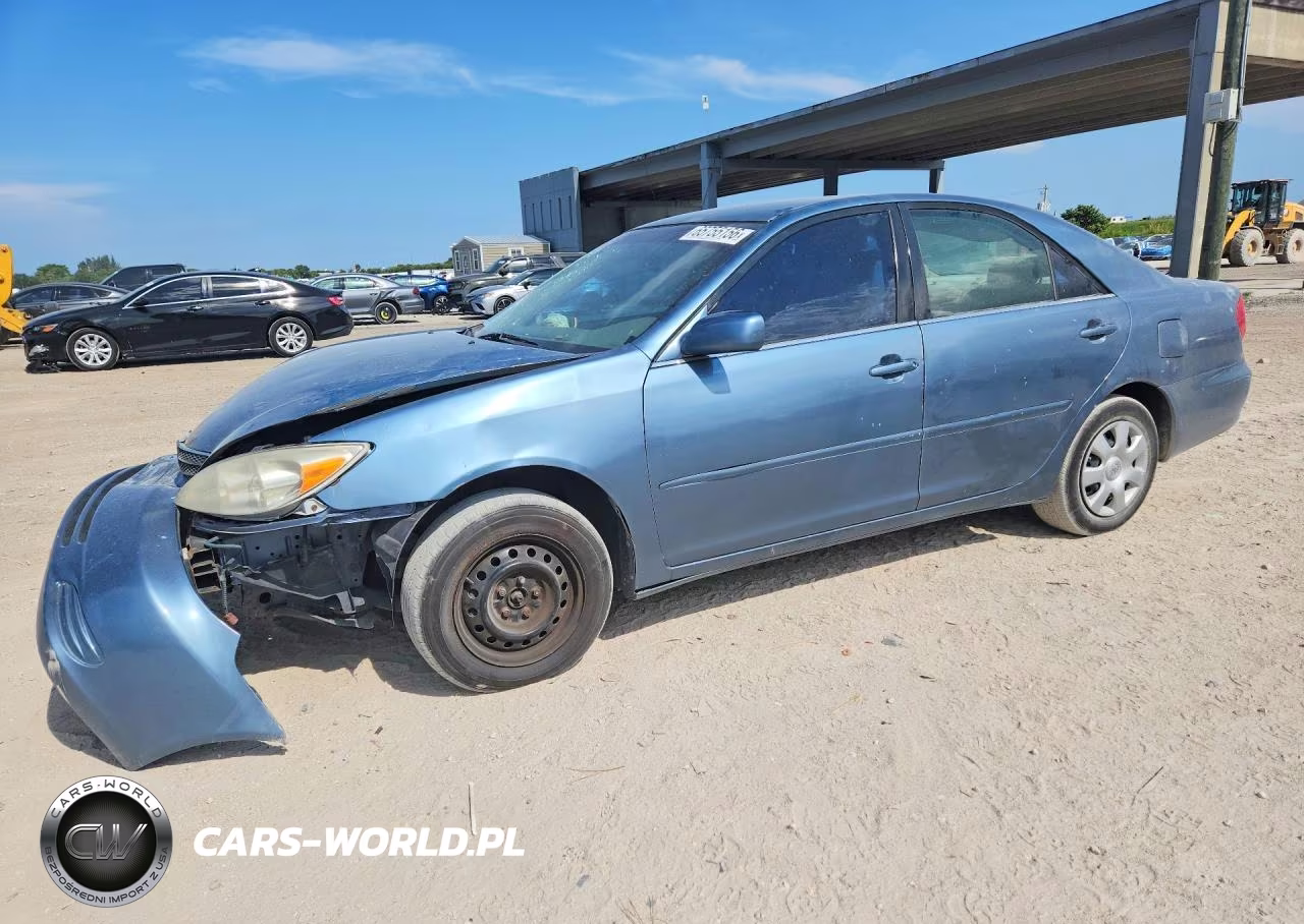 2002 Toyota Camry Le – zdjęcie 1 z 13