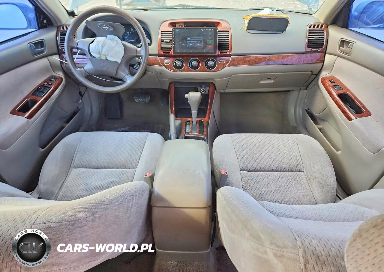 2002 Toyota Camry Le VIN:4T1BE32K82U509190 - 8