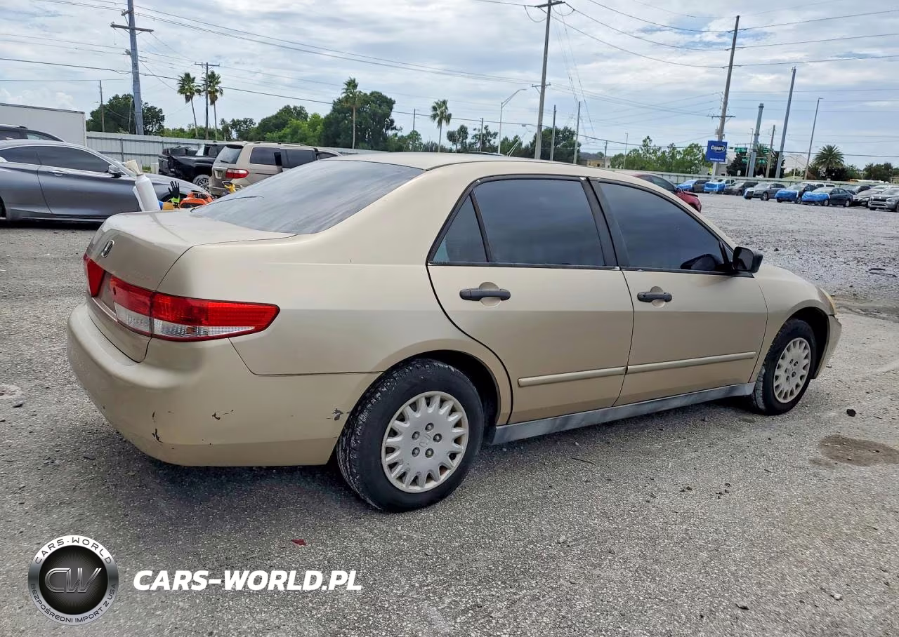 2004 Honda Accord Dx VIN:1HGCM56134A070575 - 3