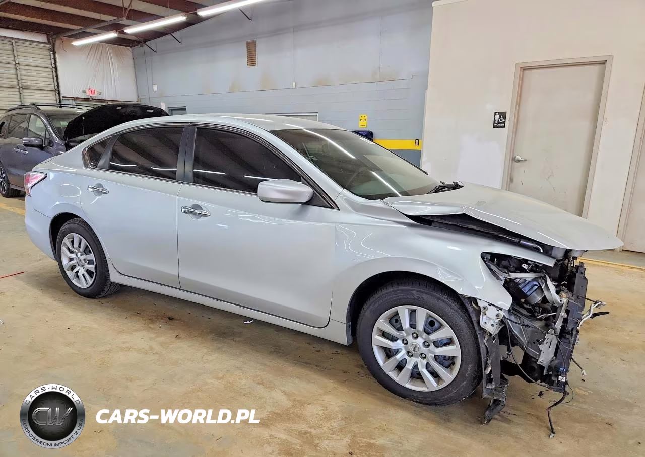 2014 Nissan Altima 2.5 S VIN:1N4AL3APXEC269367 - 4
