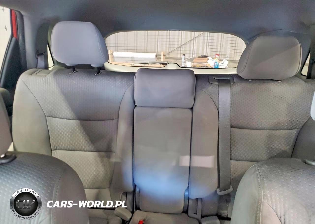 2011 Kia Sorento Lx VIN:5XYKTCA1XBG054038 - 10